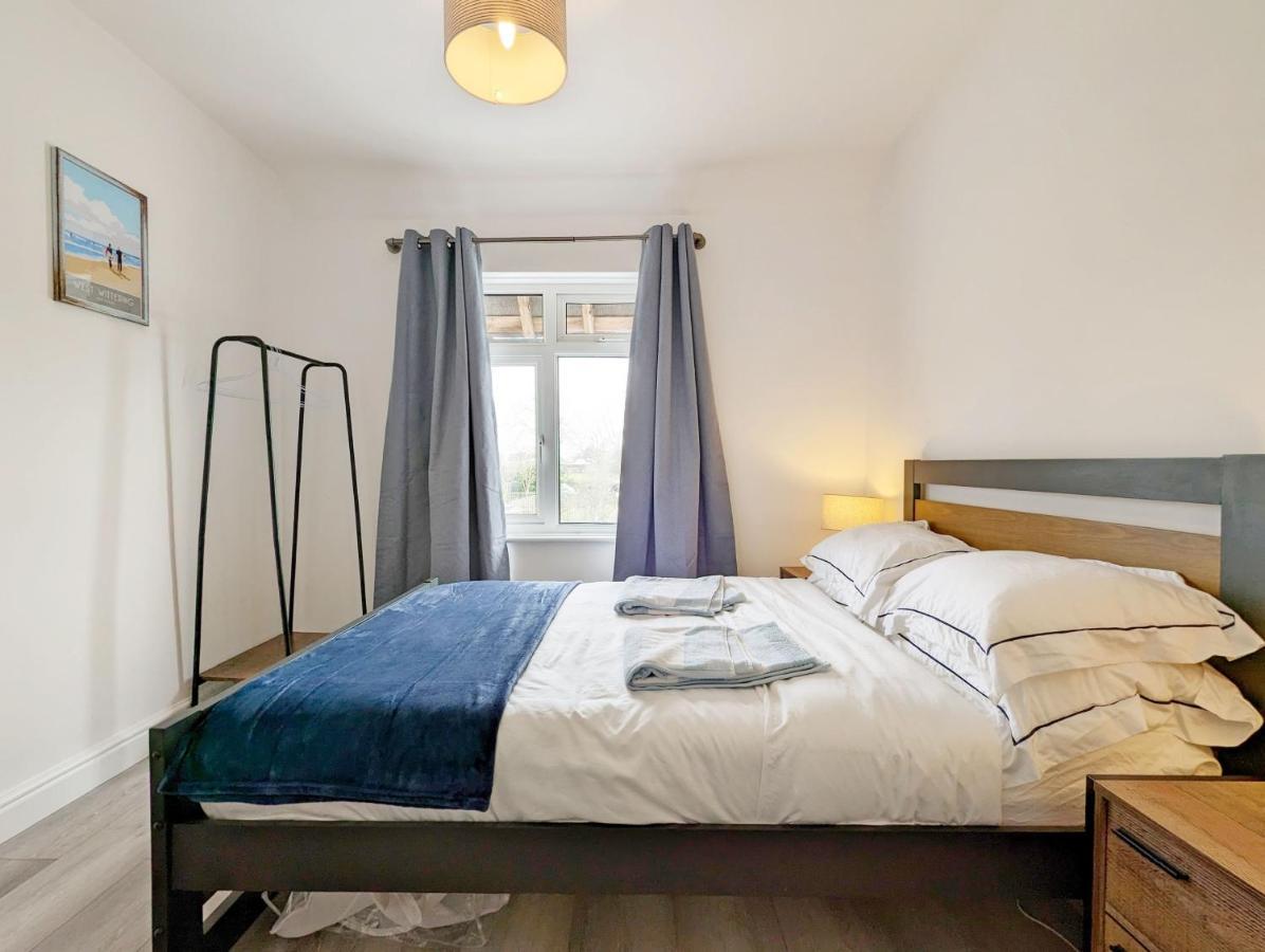 Malthouse Cottage West Wittering Exterior photo